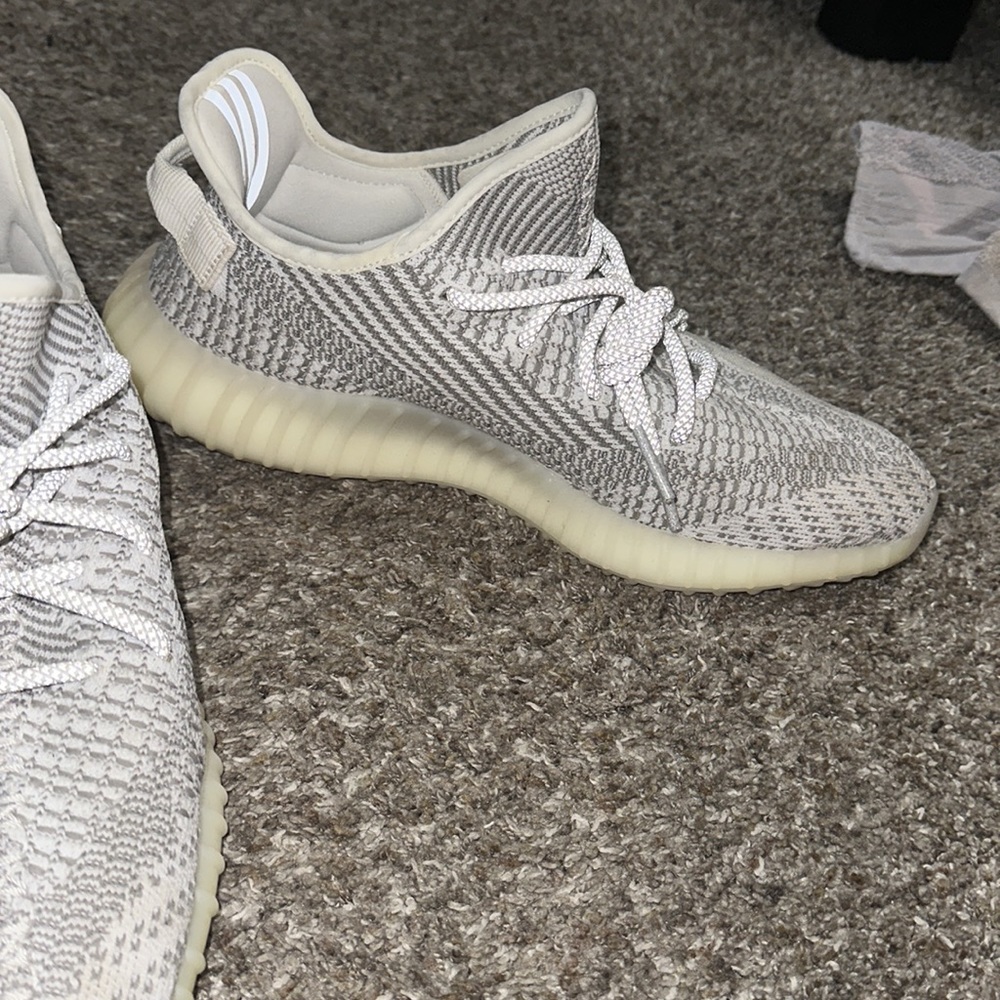 Reflective Yeezy - Picture 3 of 3